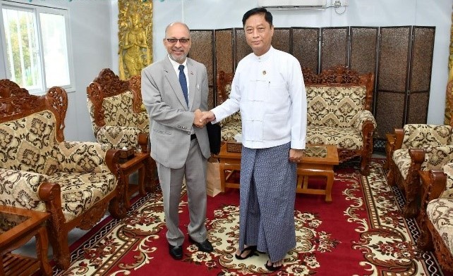 နီပေါ