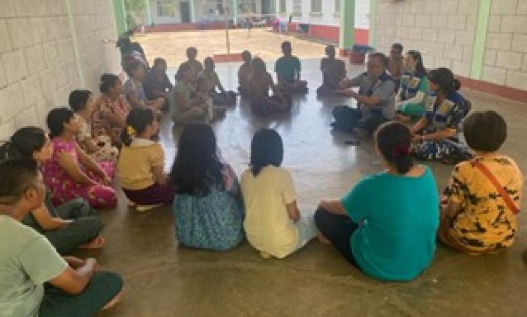 လူမှုရေးနှင့် စိတ်ပိုင်းဆိုင်ရာ အထောက်အပံ့ဖြစ်စေရန် နှစ်သိမ့်ဆွေးနွေးပညာပေးလုပ်ငန်းများဆောင်ရွက်