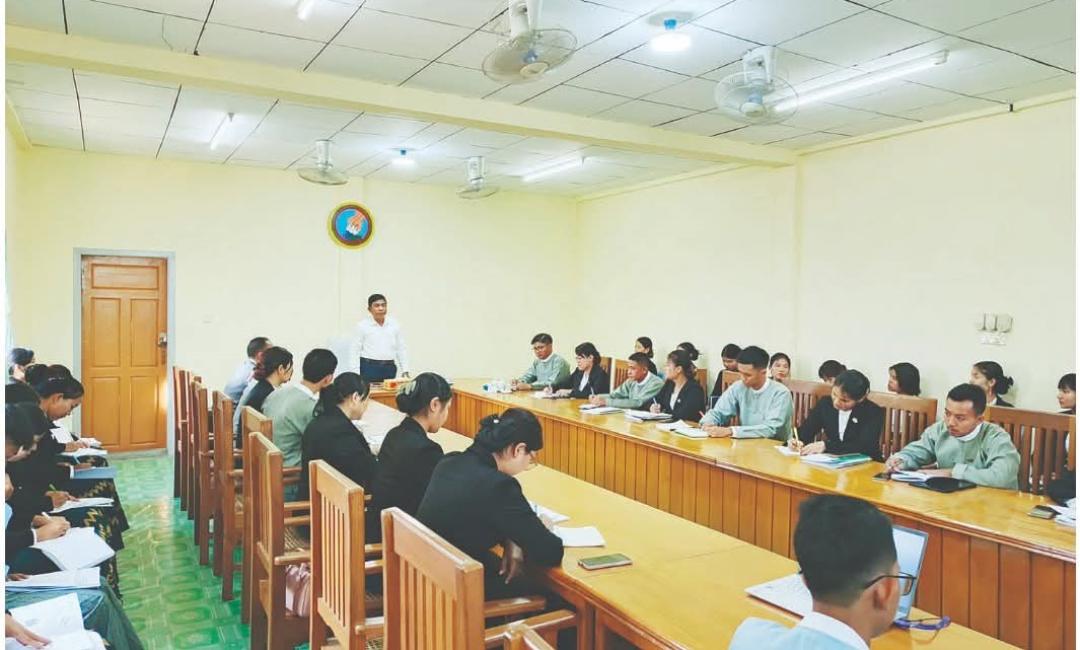 ရွေးကောက်ပွဲသင်တန်း